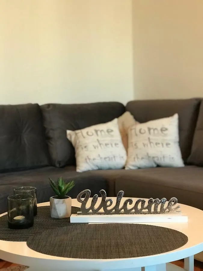 M&R Apartment Split